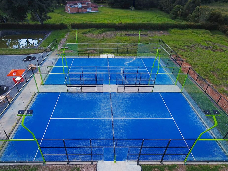 Padel courts installed in Colombia 2022